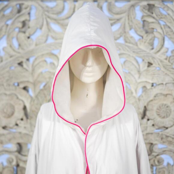W Hotel Boca Terry White Hooded Bathrobe Pink Trim One Size Exclusive Shanghai - Picture 4 of 15